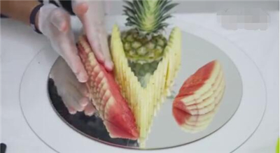 花式水果拼盘做法步骤 制作花式水果拼盘(图文