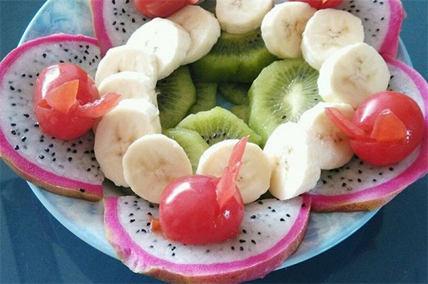 不切又简单的水果拼盘图片，随便摆就能成一个水果拼盘