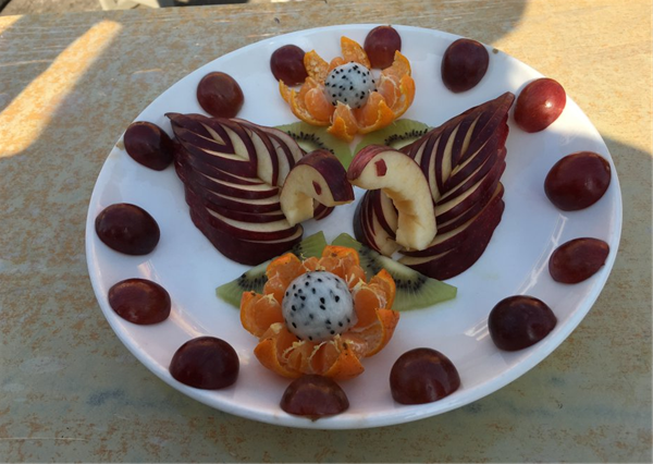 少儿创意水果拼盘制作大赛,简单又有趣的学生水果拼盘