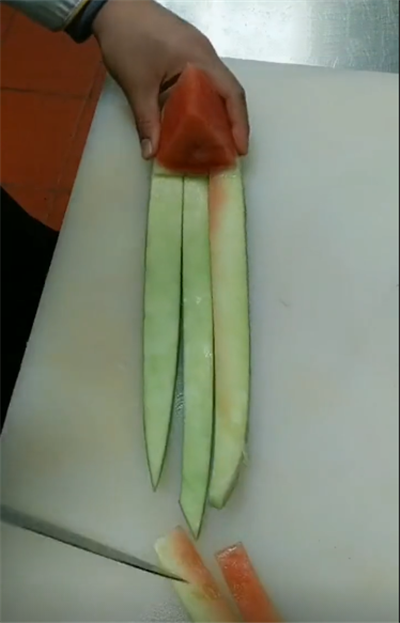 自学简单ktv西瓜皮拉花图解,西瓜皮拉花其实可以很简单