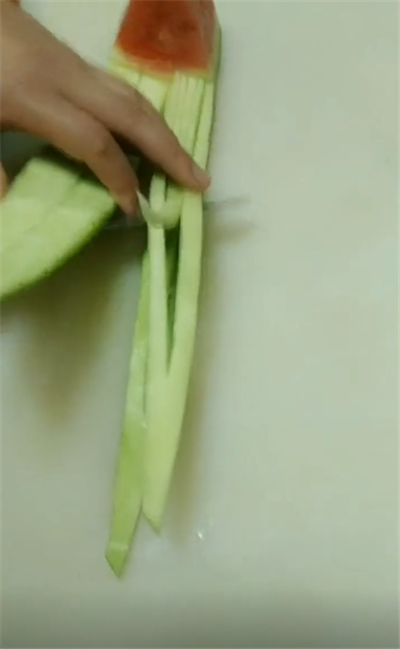 自学简单ktv西瓜皮拉花图解,西瓜皮拉花其实可以很简单