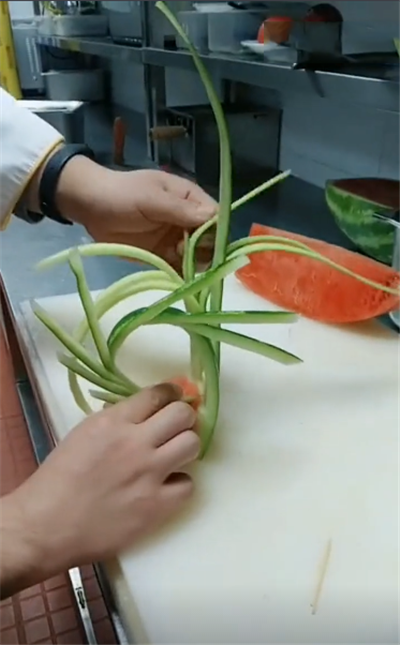 自学简单ktv西瓜皮拉花图解,西瓜皮拉花其实可以很简单