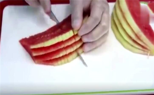 创意水果拼盘图片 超简单星级水果拼盘制作方法(图解)