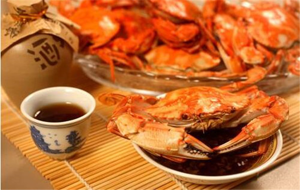 小柿子和什么不能一起吃,柿子和什么相克(高蛋白食物最忌讳)