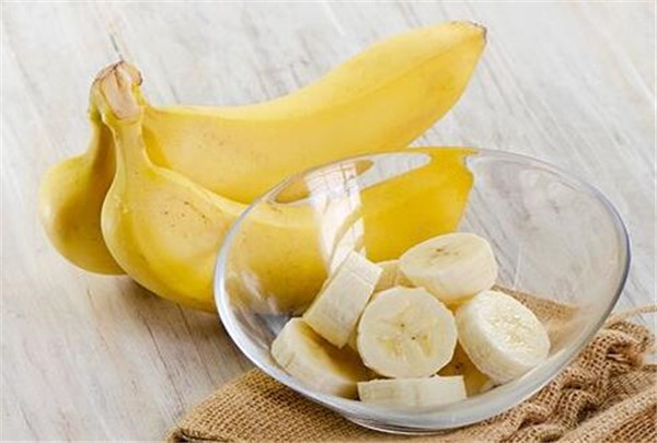 柿子和香蕉能一起吃吗,柿子和什么水果不能一起吃