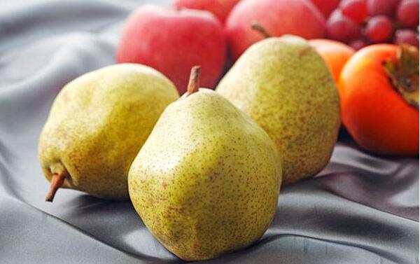 柿子和香蕉能一起吃吗,柿子和什么水果不能一起吃