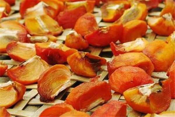 柿子干和什么不能一起吃,柿饼不能和什么一起吃