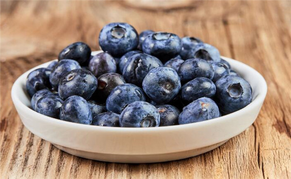 吃什么水果对眼睛好,吃水果什么对眼睛好