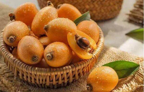 小孩咳嗽吃什么水果好的快,小孩咳嗽吃什么水果比较好最好呢