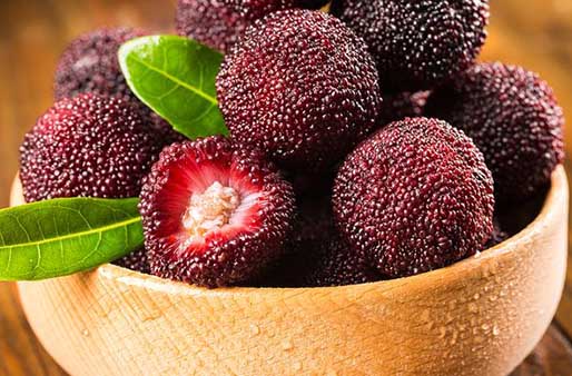 煮杨梅上火吗,杨梅用冰糖煮过吃上火吗