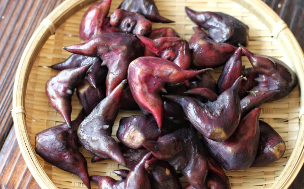 菱角粉白色的是假的吧,菱角粉的功效和作用