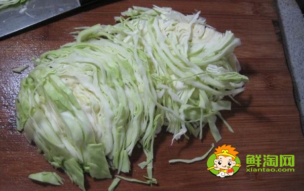 卷心菜怎么切,如何切卷心菜成长条