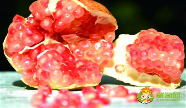 吃石榴只是吃那层水吗,吃石榴只吃水有营养吗