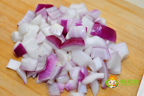 洋葱怎么切块图解,洋葱能冷冻吗