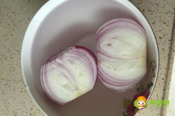 洋葱怎么切块图解,洋葱能冷冻吗