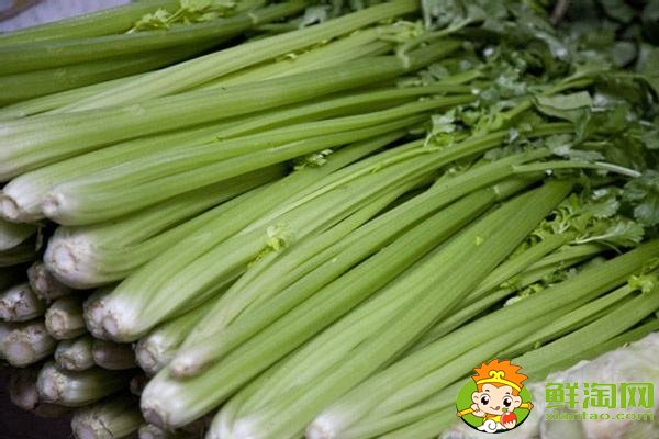 为什么有些人喜欢吃芹菜,今年的芹菜为什么便宜了