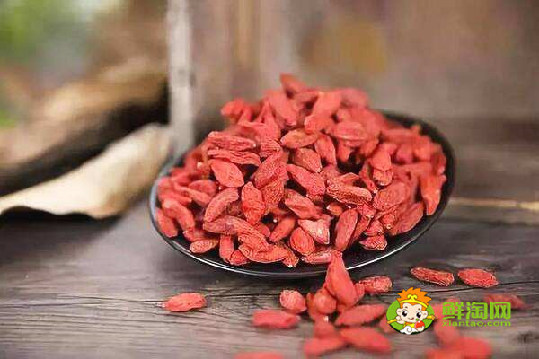 蜂蜜不能和什么一起吃,原来蜂蜜是不适合加到豆浆中饮用