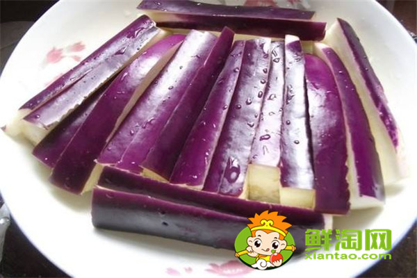 削好皮的茄子一直泡水好不好,削了皮的茄子如何保存