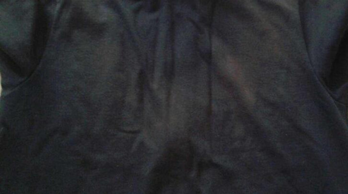 菠菜水泡黑色衣服步骤