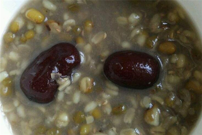 夏日甜品的家常做法,网红甜品做法家常大全窍门