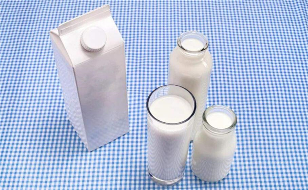 喝牛奶的最佳时间,喝牛奶记住4个最佳时间