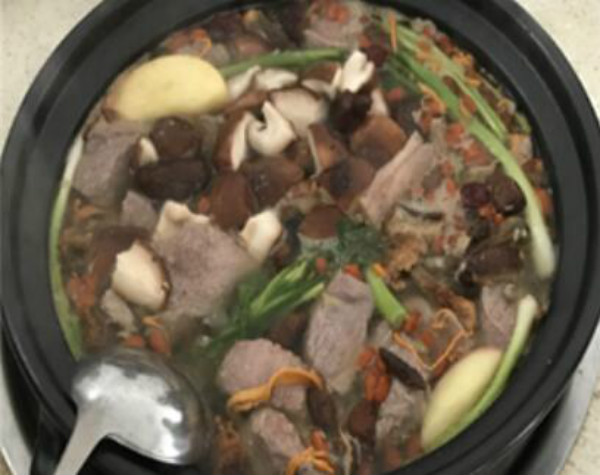 家常牛肉火锅的做法及配料,新鲜牛肉怎么做清汤火锅