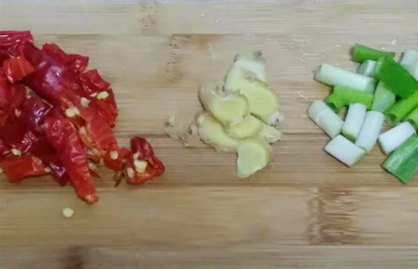 家常牛肉火锅的做法及配料,新鲜牛肉怎么做清汤火锅